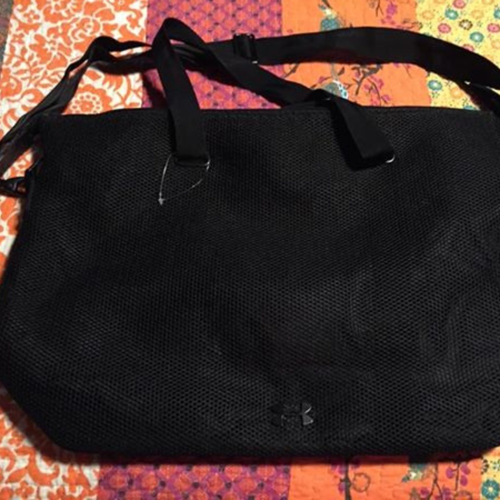 New UA Gym tote